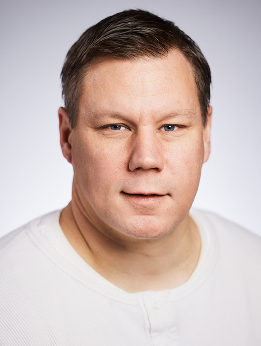 Porträttbild av Jonas Dahlberg